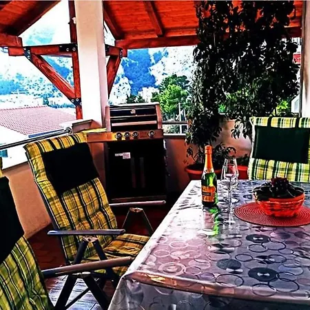 Lejlighed With Sea View 04 Omiš